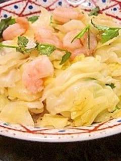 シンプル★キャベツとセリとエビの塩炒め-レシピのメイン写真
