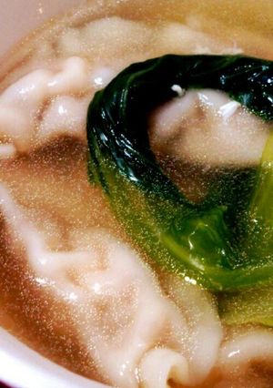 海老入り水餃子のスープ-レシピのメイン写真