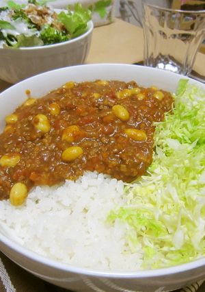 大豆入りキーマカレー☆キャベツ添え☆-レシピのメイン写真