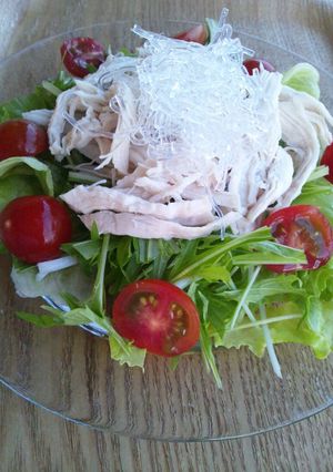 蒸し鶏と海藻麺のサラダ-レシピのメイン写真