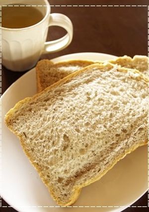ふんわりしっとり＊紅茶食パン（ＨＢ使用）-レシピのメイン写真