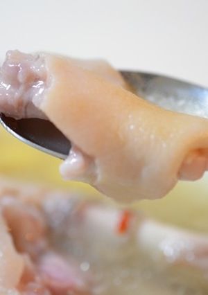 圧力鍋でコラーゲンたっぷり豚足煮込み-レシピのメイン写真
