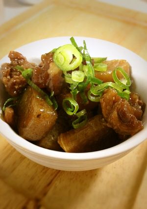 じっくり作るトロトロの牛すじ煮込み-レシピのメイン写真