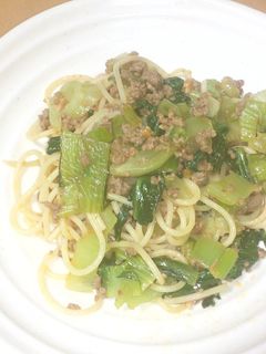 チンゲンサイとミンチのパスタ-レシピのメイン写真