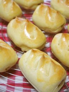 HBで♪ほんのりカレーなウインナーパン-レシピのメイン写真