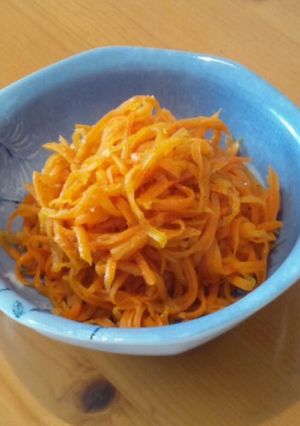 お弁当の彩りに！にんじんのきんぴら-レシピのメイン写真