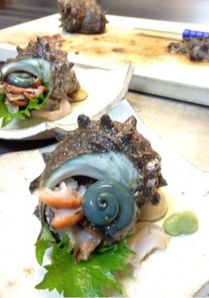 白梅酢でサザエのお造り-レシピのメイン写真