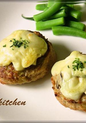 冷凍ハンバーグで♬きのこマヨチーズグリル-レシピのメイン写真
