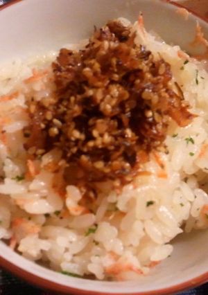 出し殻で作るふりかけと、サクラエビご飯-レシピのメイン写真