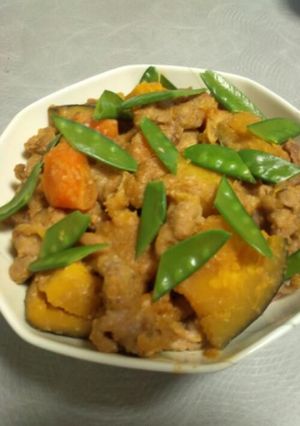 カボチャと豚肉の生姜ゴマ味噌煮-レシピのメイン写真