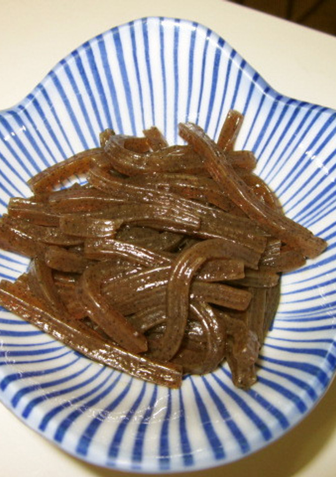 魚の煮汁で蒟蒻煮。-レシピのメイン写真