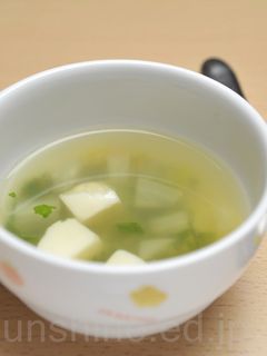 【離乳食 後期】わかめのみそ汁-レシピのメイン写真