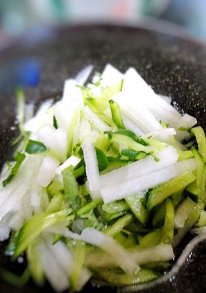 簡単★大根ときゅうりの大葉香る甘酢和え-レシピのメイン写真