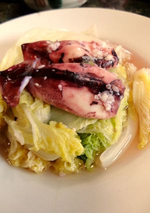 簡単★スルメイカと白菜の塩麹蒸し-レシピのメイン写真