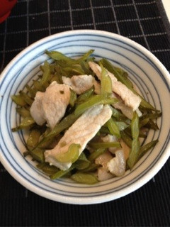 茎わかめと豚肉の塩炒め-レシピのメイン写真