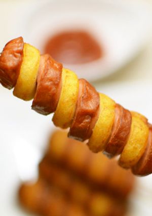 らせんソーセージのフライドポテト巻き-レシピのメイン写真