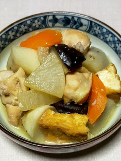 玄米甘酒と塩麹でまろやか鶏と根菜の煮物-レシピのメイン写真