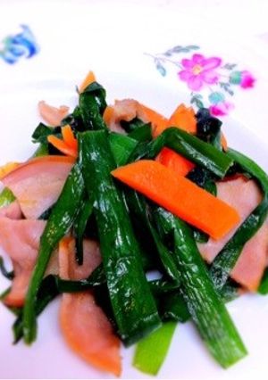 にらハムにんじん☆パパッと炒め-レシピのメイン写真