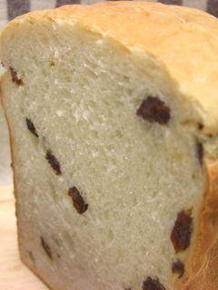 塩麹☆しっとりふわふわ☆レーズン食パン♪-レシピのメイン写真