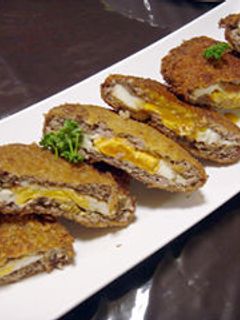 半熟目玉焼き入りメンチカツ-レシピのメイン写真