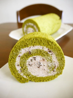 抹茶のロールケーキ♪あずきクリーム♪-レシピのメイン写真