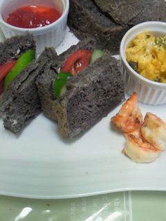 HBで黒ゴマ食パン-レシピのメイン写真