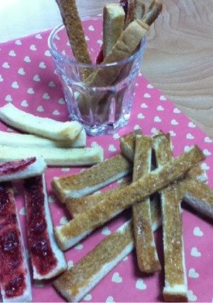 サクサク美味☆耳でパン屋さん風ラスク-レシピのメイン写真