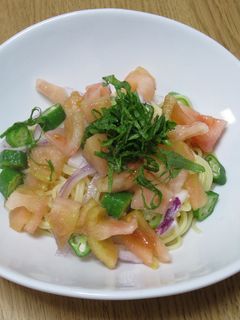 赤玉ねぎとトマトの冷製パスタ-レシピのメイン写真