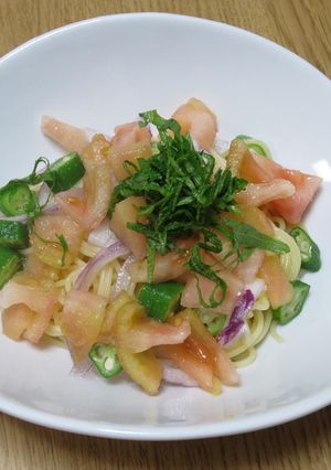 赤玉ねぎとトマトの冷製パスタ-レシピのメイン写真