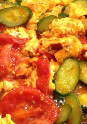 簡単！夏野菜の中華炒め「トマきゅう玉子」-レシピのメイン写真