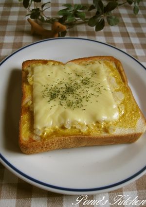 玉ネギが美味☆カレーマヨチーズトースト-レシピのメイン写真