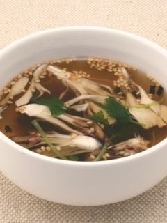 舞茸のお吸い物〈プチおかず〉-レシピのメイン写真