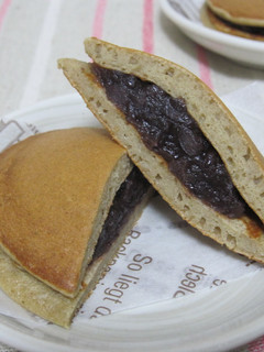 ライ麦粉でしっとり♪どら焼き-レシピのメイン写真