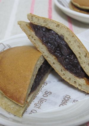 ライ麦粉でしっとり♪どら焼き-レシピのメイン写真