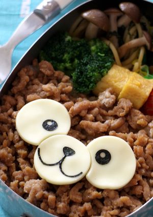 チーズでワンポイント☆ダッフィーキャラ弁-レシピのメイン写真