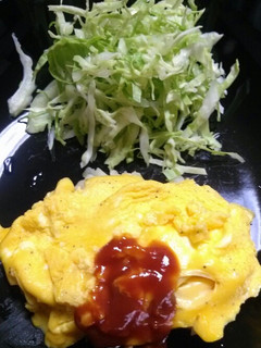 仕上げはレンジ♪トロ~リ オムレツ-レシピのメイン写真
