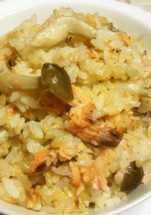 鮭としめじの炊き込みご飯-レシピのメイン写真