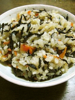 簡単!みんなが大好き!ひじきご飯☆-レシピのメイン写真