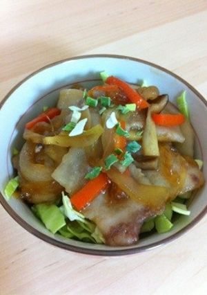 ☆簡単美味☆たっぷり野菜の甘辛豚バラ丼☆-レシピのメイン写真