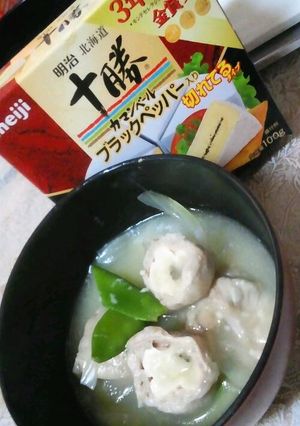明治十勝カマンベールで!締めの味噌汁☆-レシピのメイン写真