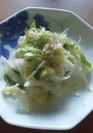 今夜のおつまみに!セロリのさきいか和え-レシピのメイン写真