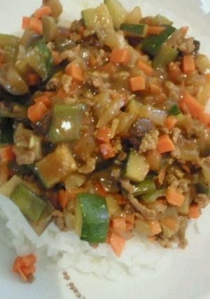 レトルトで！野菜ゴロゴロひき肉カレー-レシピのメイン写真