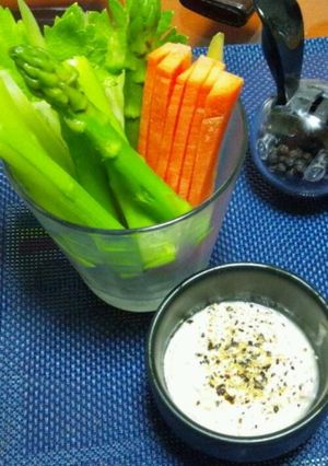 野菜スティックに♪クリチ明太マヨディップ-レシピのメイン写真