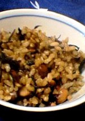 大豆とひじきの炊き込み玄米-レシピのメイン写真