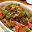 スパイシーカレー牛肉onミックスサラダ