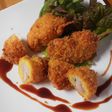 ネギ塩麹とかつぶし梅肉のはさみ一口串カツ