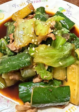 レタス、きゅうり、豚肉の中華風炒め-レシピのメイン写真