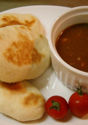 カレーやシチューに♪小麦粉で手作りナン-レシピのメイン写真
