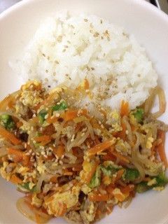 簡単☆白滝混ぜ混ぜ肉そぼろ丼☆-レシピのメイン写真