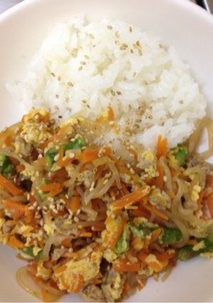 簡単☆白滝混ぜ混ぜ肉そぼろ丼☆-レシピのメイン写真